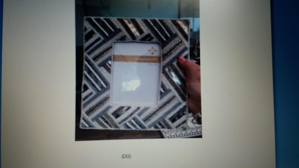 Resin Mop Picture frame